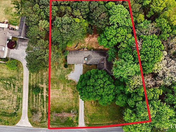 2nd image of 1361 Villa Rica Rd
