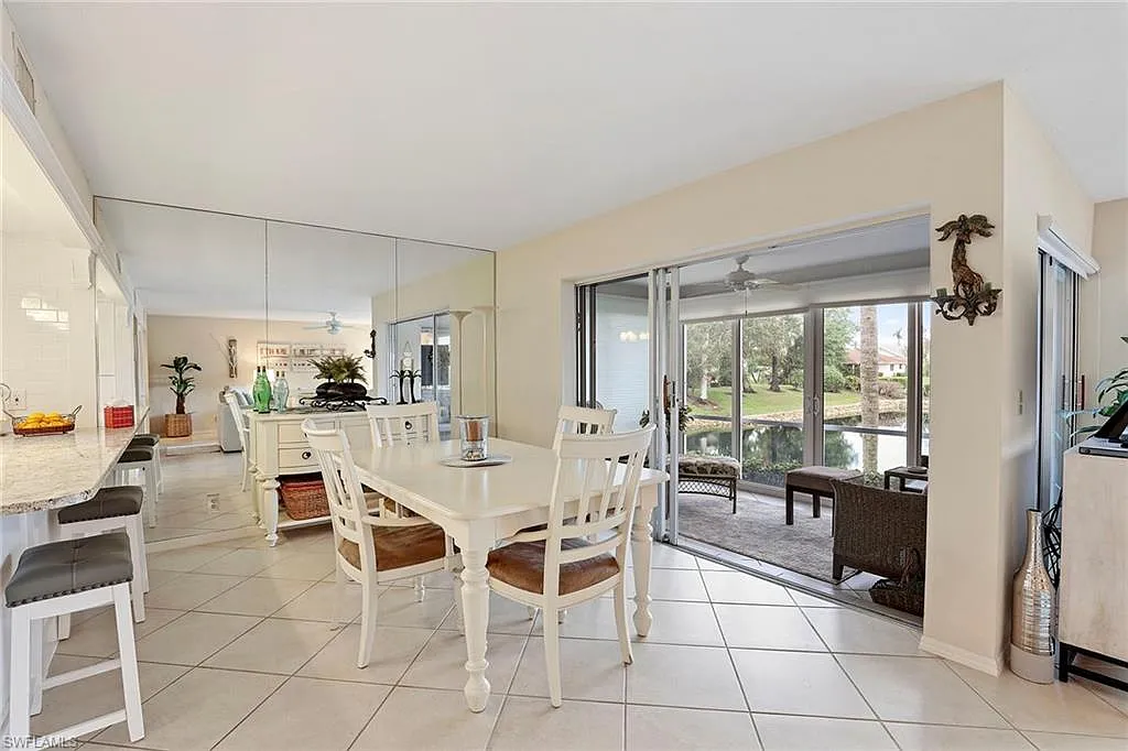 2 bed, 2.0 bath, 1450 sqft, $5,500 — Photo 4