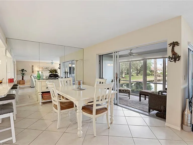 84 Georgetown Blvd #84 — Photo 4