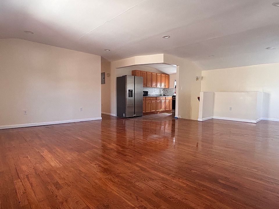 1st image of 132-15 155th St #2