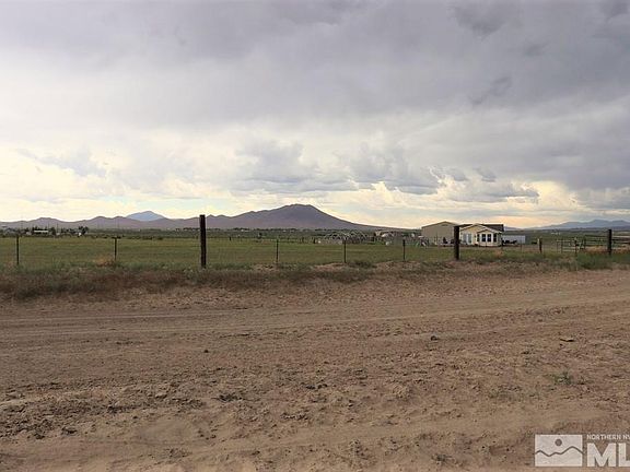 2 Elk St, Winnemucca, NV 89445 | MLS #230005936 | Zillow