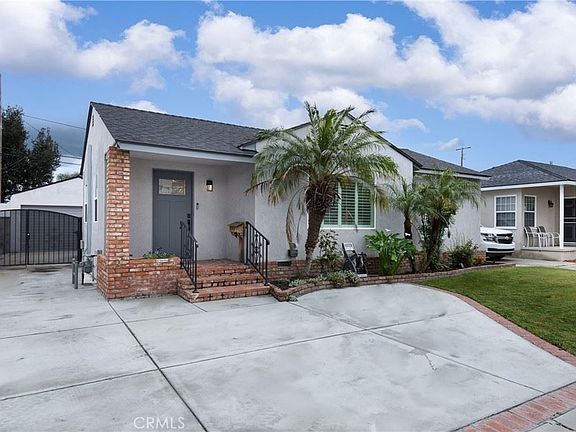 2nd image of 6061 Blackthorne Ave