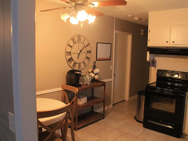 103 Cochran St — Photo 27