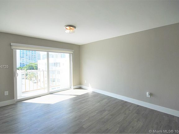 3rd image of 1600 West Ave APT 505