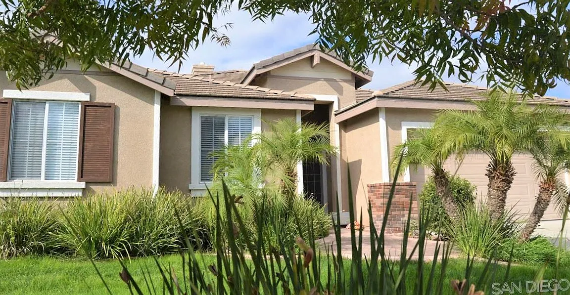 885 Panella Ct — Photo 4