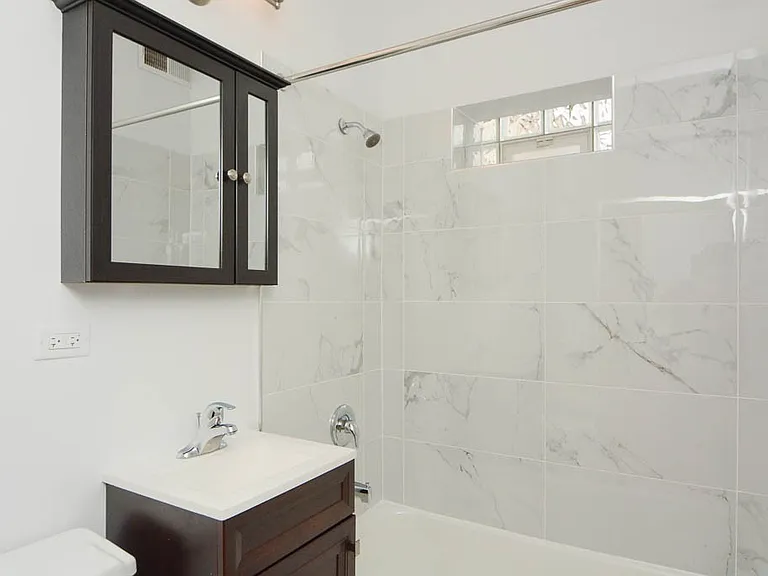 1555 N Mohawk St #C4 — Photo 13