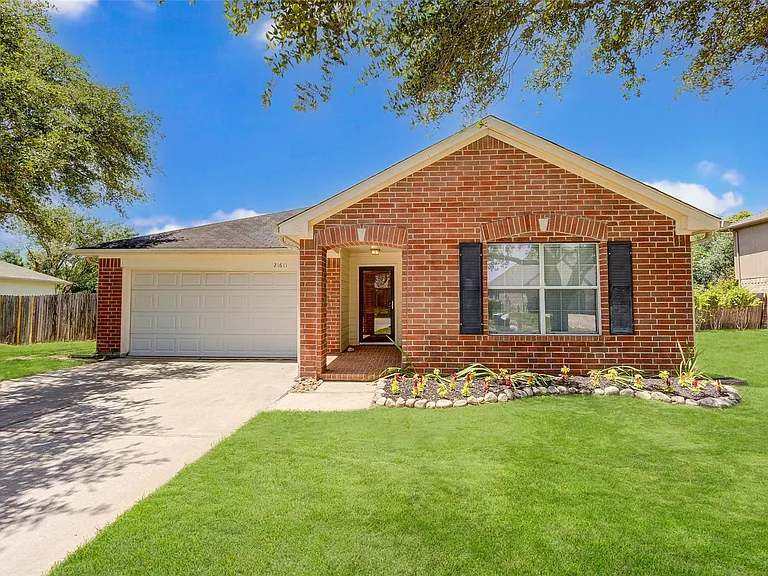 21611 Country Club Green Way — Photo 5
