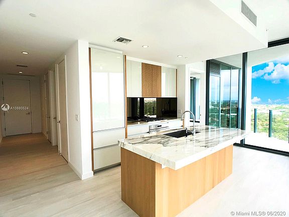 3rd image of 2831 S Bayshore Dr Unit 2105