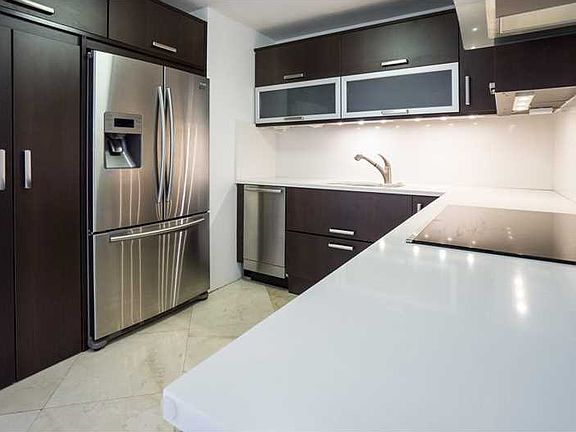 2nd image of 1450 Brickell Bay Dr APT 409