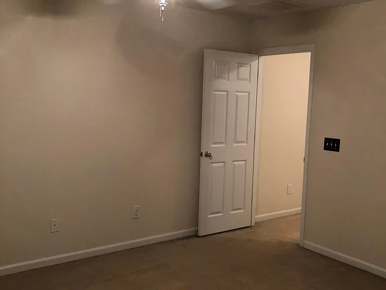 6824 Lake Mist Ln — Photo 12