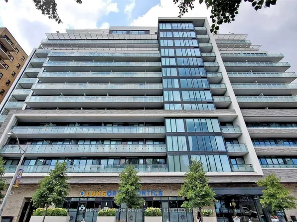 3018 Yonge St #705, Toronto, ON M4N 0A5