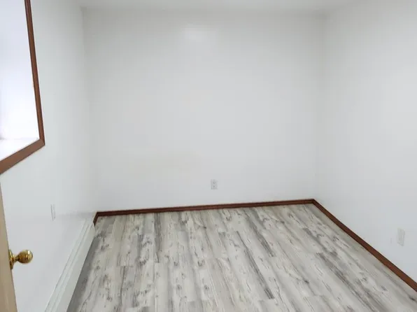 (undisclosed Address), Bronx, NY 10461