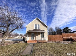 245 N Wataga St, Oneida, IL 61467