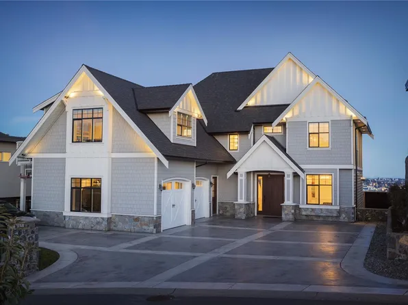 2701 Goldstone Hts, Langford, BC V9B 0A9