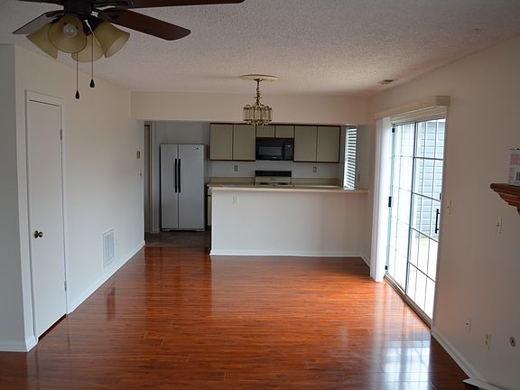 4th image of 622 Butterwick Ct