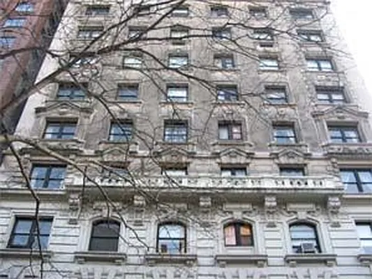 Sold by Douglas Elliman | media 17