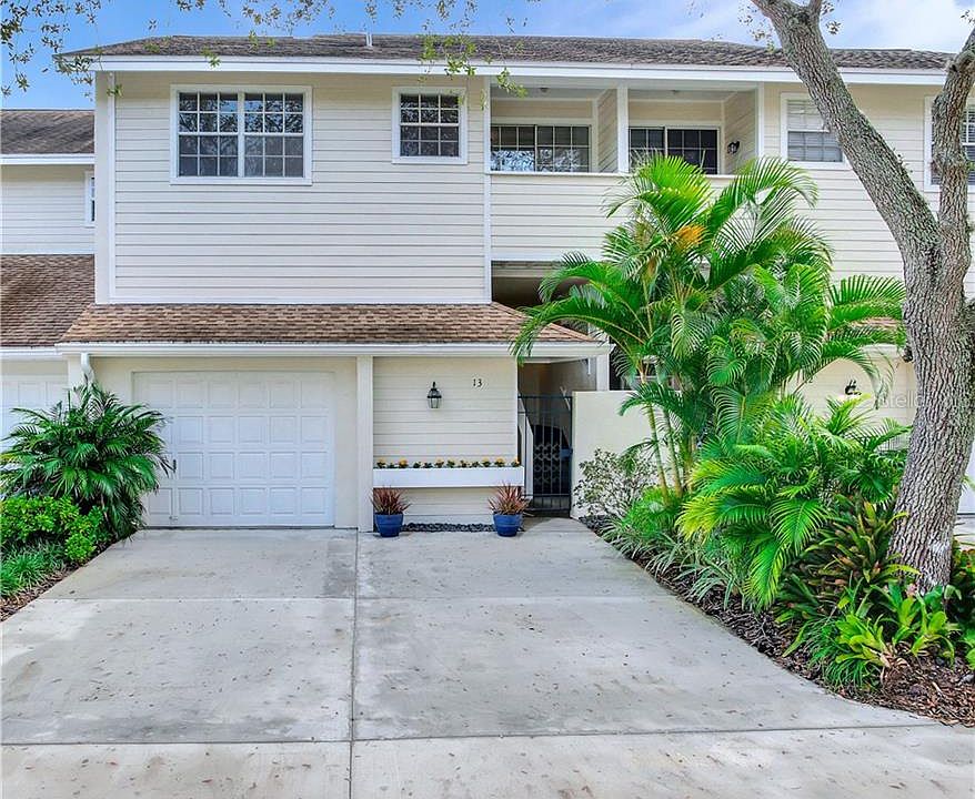 1st image of 5203 Bayshore Blvd APT 13