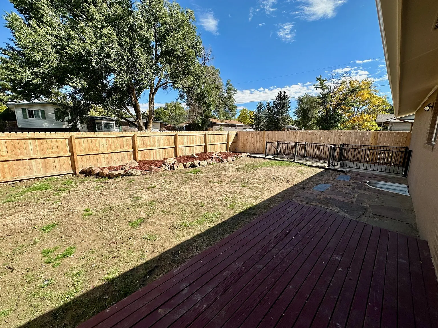 2 bed, 1.0 bath, 1079 sqft, $1,550 — Photo 3