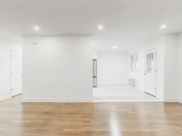 1186 East 56th Street image 16 of 21