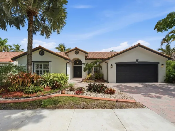1975 Water Ridge Dr, Weston, FL 33326
