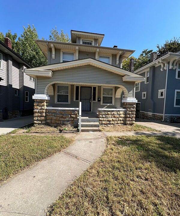 1st image of 3827 College Ave