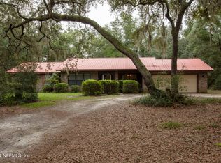 114 Mandarin Lake Rd, Melrose, FL 32666