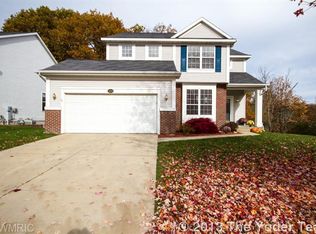 3699 Falling Leaf Dr SE, Kentwood, MI 49512