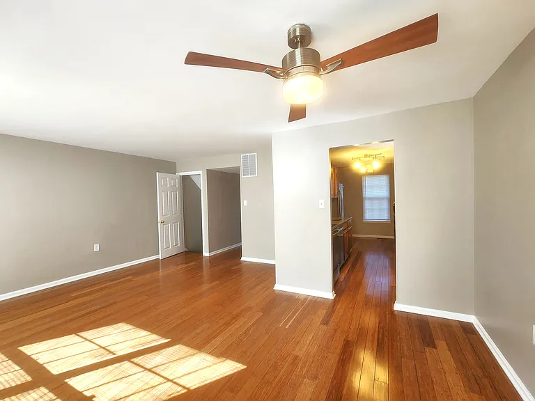 9139 September Ln — Photo 16
