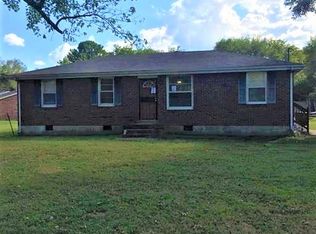 3001 Hummingbird Dr, Nashville, TN 37218