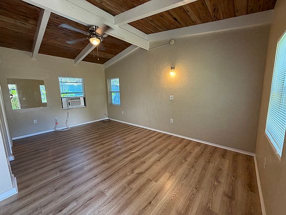 5th image of 746 18th St