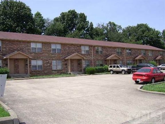 2nd image of 140 Darlene Dr APT 3