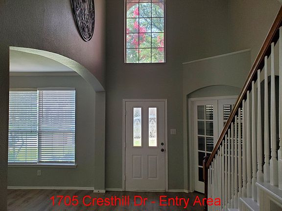 4th image of 1705 Cresthill Dr