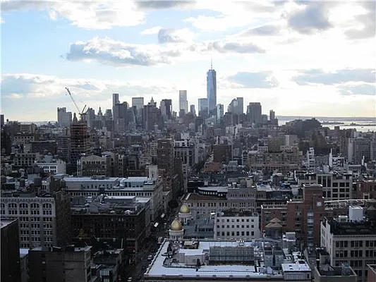 Rented by R New York | media 42