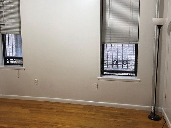 5th image of 61 Morningside Ave APT 1