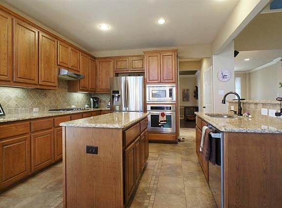 5th image of 304 Parkview Dr