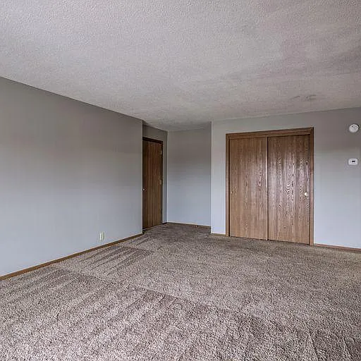 10827 Blondo St #24 — Photo 23