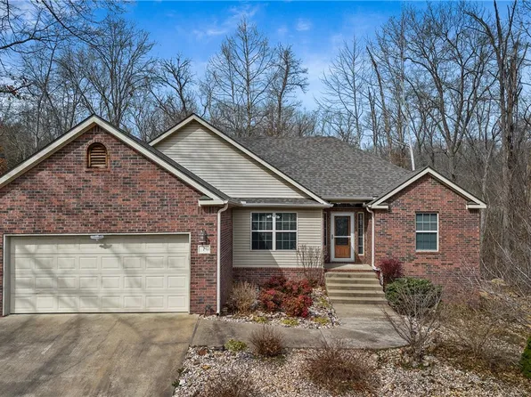 7 Aycock Ln, Bella Vista, AR 72715