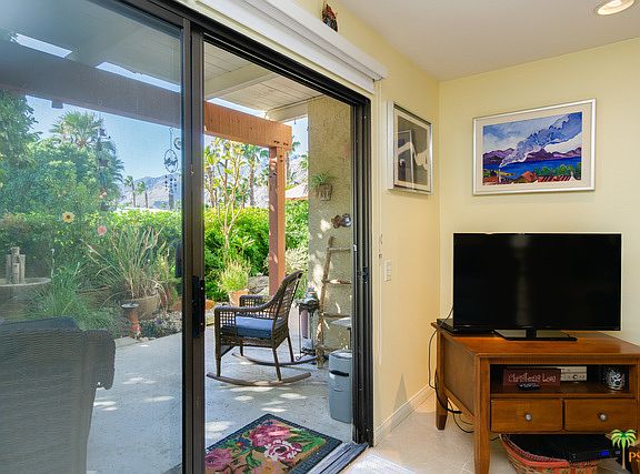 5th image of 1405 N Sunrise Way Unit 1