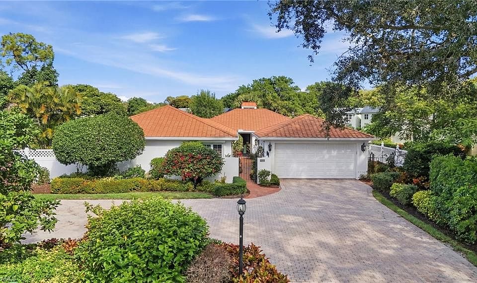 1st image of 300 Bald Eagle DR #1