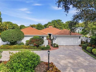 300 Bald Eagle DR #1, Naples, FL, 34105