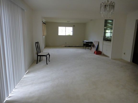 2nd image of 2424 Crestview Ave