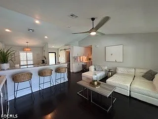 4104 SW 15th Ave — Photo 8