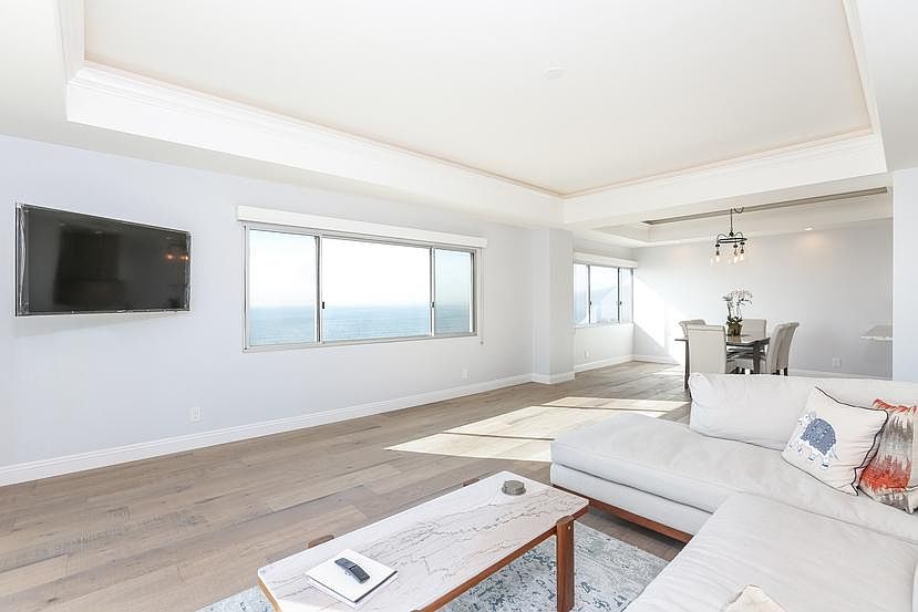 1st image of 101 California Ave Unit 901