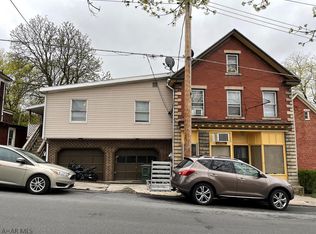 717 N Montgomery St, Hollidaysburg, PA 16648