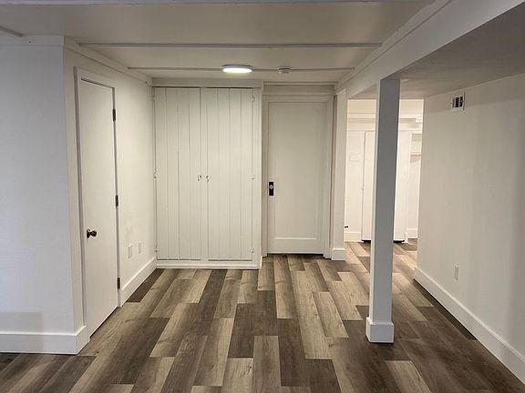 3rd image of 249 E Poplar St #251-1/2