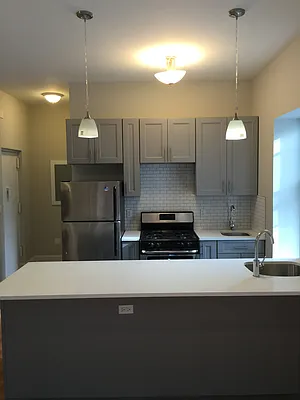 Rented by Mdays Realty | media 43