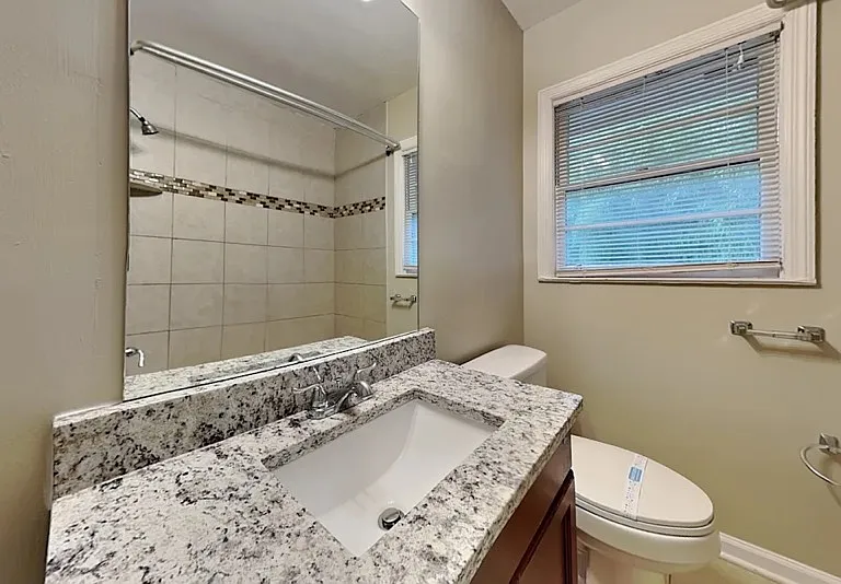 2728 Flagstone Dr SE — Photo 7