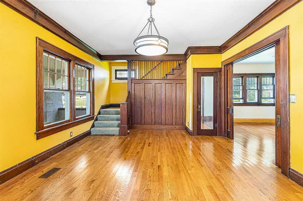 303 N 6th St, West Branch, IA 52358 MLS 202303699 Zillow