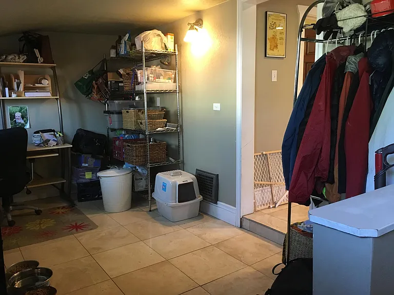 1382 S Green St — Photo 24