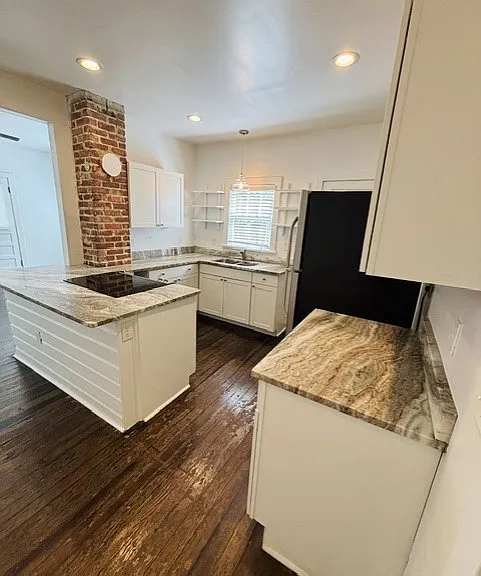 217 W 12th St #217 — Photo 11